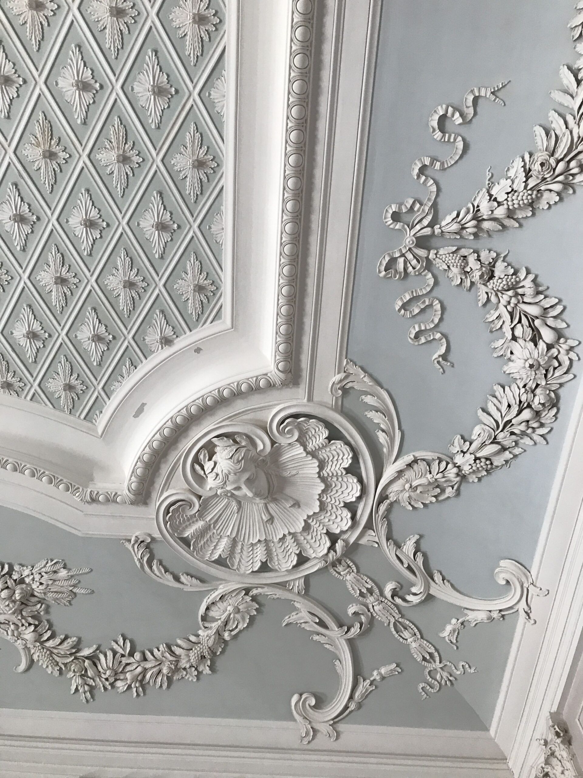 Exquisite Moroccan Handcrafted Gypsum Plaster Ceiling
