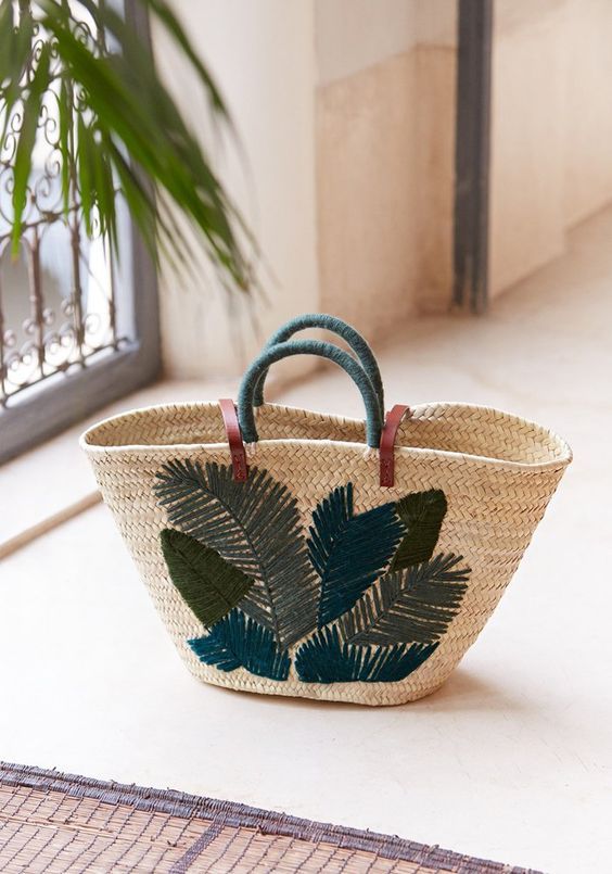 Sac à main marocain en paille imprimé feuilles - Éthique et élégant
