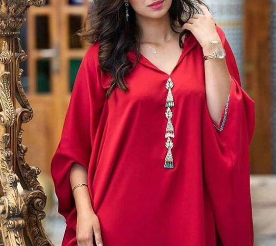 Chic Moroccan Kaftan Dress with Intricate Embroidery