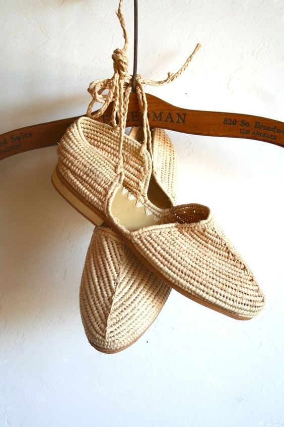 Straw Sandals - Stylish & Breathable Footwear for Summer