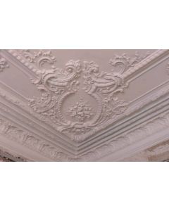 Luxurious Moroccan Gypsum Plaster Arch - Handcrafted Ceiling Art