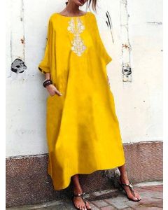Elegant Moroccan-inspired Embroidered Kaftan Dress - Bohemian Chic Statement Piece for Women.