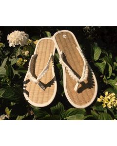 Chic Straw Sandals - Elegant and Eco-Friendly Footwear