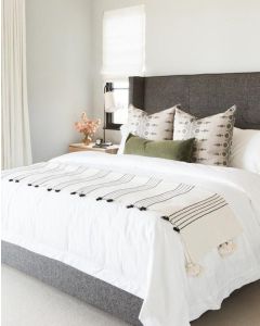 Moroccan Handmade Pom Pom Cotton Blanket - Elegant Black Poms