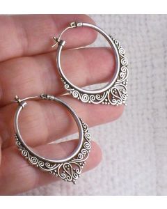 Moroccan Tuareg Berber Geometric Earrings - Handcrafted Ethnic Elegance.