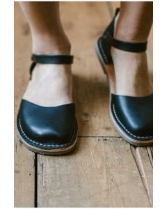 Classic Leather Sandals for Stylish Comfort