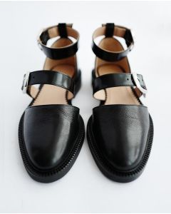 Chic Leather Sandals | High-Quality, Comfortable & Durable