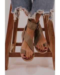 Chic Leather Sandals | High-Quality Leather | Versatile Design