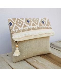Beige Handwoven Moroccan Straw Clutch - Eco-Friendly Accessory