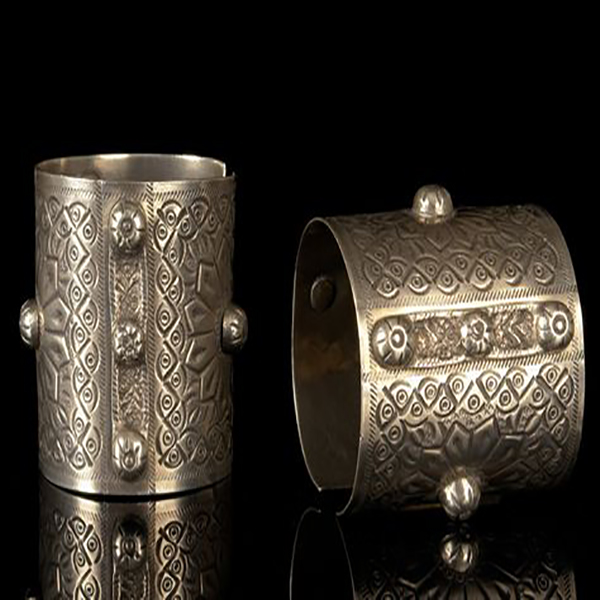 Moroccan Tuareg Berber Silver Geometric Bracelet - Handcrafted Ethnic Elegance