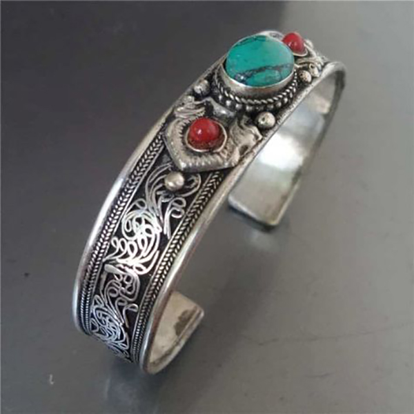 Moroccan Silver Geometric Design Bracelet - Handmade Ethnic Chic