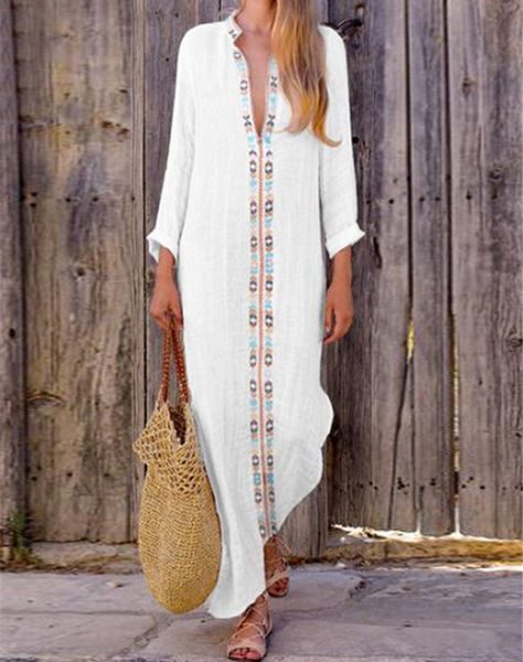 Elegant Moroccan Kaftan Dress with Intricate Embroidery