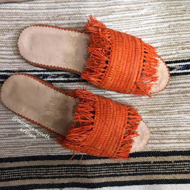 Eco-Friendly Handcrafted Straw Sandals for Stylish Summer Vibes