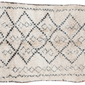 Vintage Moroccan Diamond Wool Rug - Cream & Black Geo Pattern