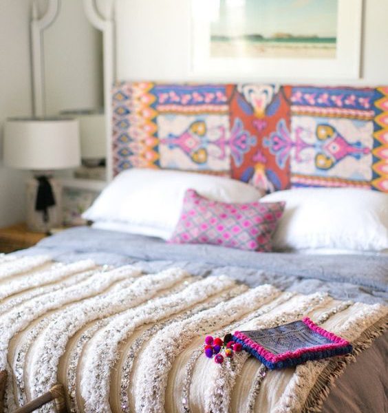 Moroccan Wool Blanket - Hand-Woven Cotton Blanket for Bed or Sofa with Customizable Dimensions