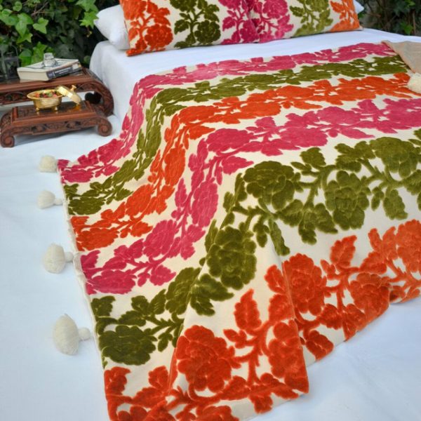 Moroccan Flower Pom Pom Cotton Blanket - Handmade Unique Decor