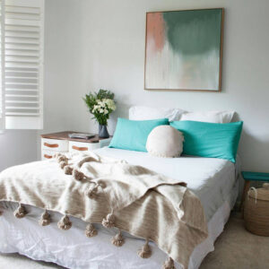 Cream Moroccan Wool Pom Pom Blanket | Hand-Woven Luxury