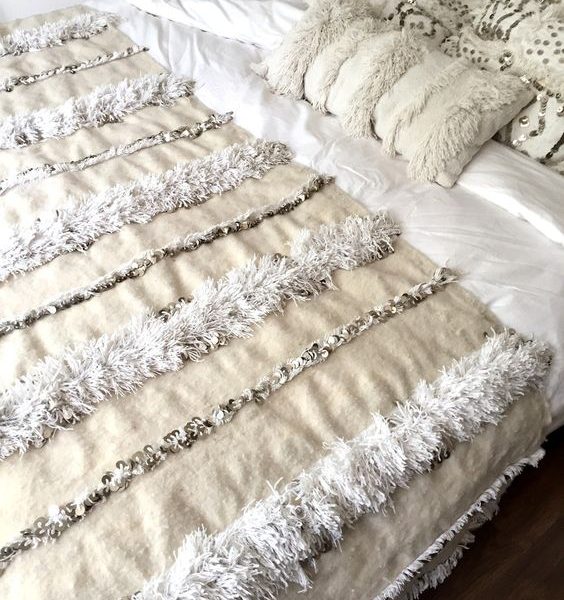 Handloomed Moroccan Wedding Blanket - Bohemian Luxury Wool Cotton Blanket