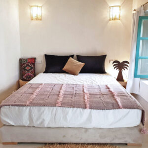 Pink Handwoven Moroccan Stripe Cotton Blanket - Multifunctional Cozy Decor