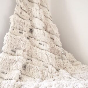 Vintage White Berber Moroccan Wool Blanket - Handcrafted Luxury Blanket