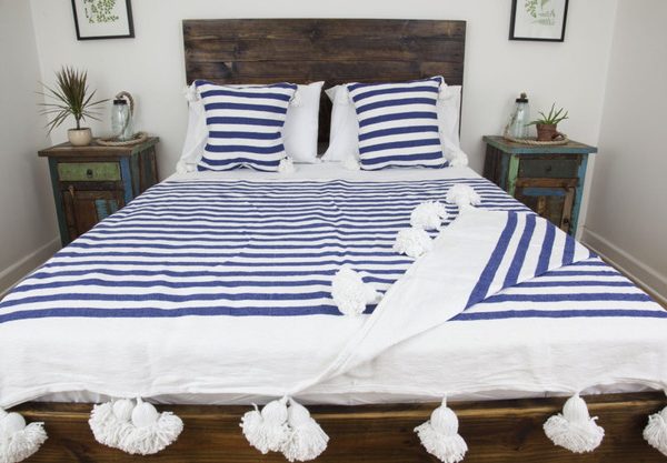 Moroccan Cotton Pom Pom Blanket - White and Blue Striped