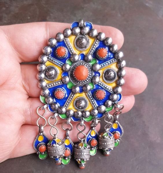 Berber Vintage Silver Fibula Brooch 122 with Traditional Beaded Design