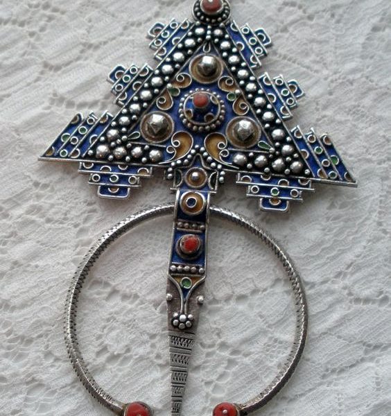 Vintage Berber Enamel Brooch 70 - Moroccan Fibula Accessory