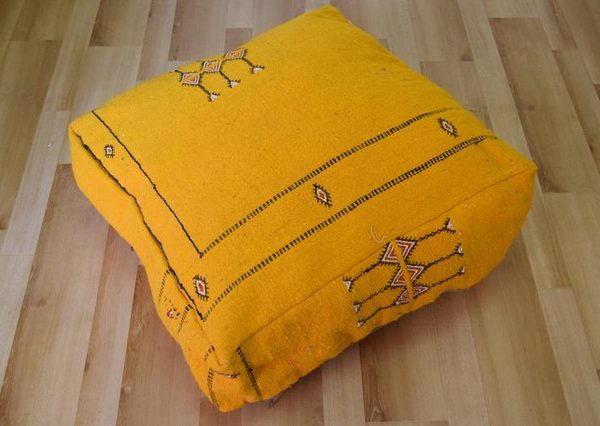Vintage Moroccan Kilim Carpet Pouf - Handcrafted Home Seating