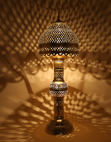 “Handcrafted Moroccan Floor Lamp in Silver Metal | Vintage Charm for Indoor & Outdoor Spaces”