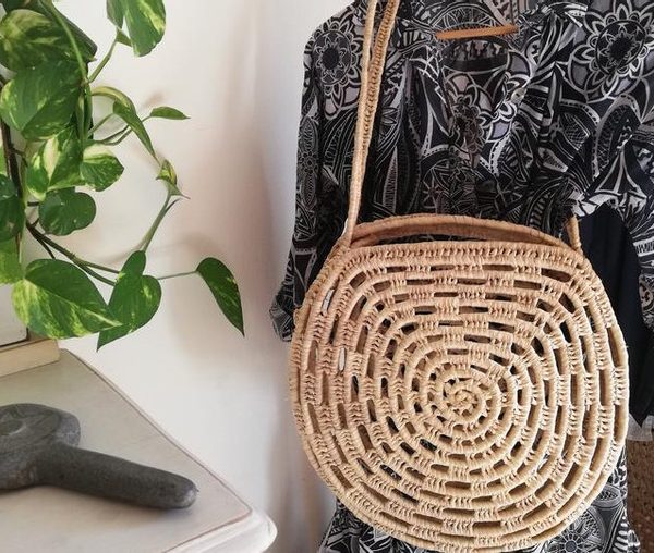 Handcrafted Moroccan Straw Handbag - Sustainable Fashion Essentials