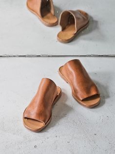 Elegant Leather Sandals | High-Quality, Sophisticated Design