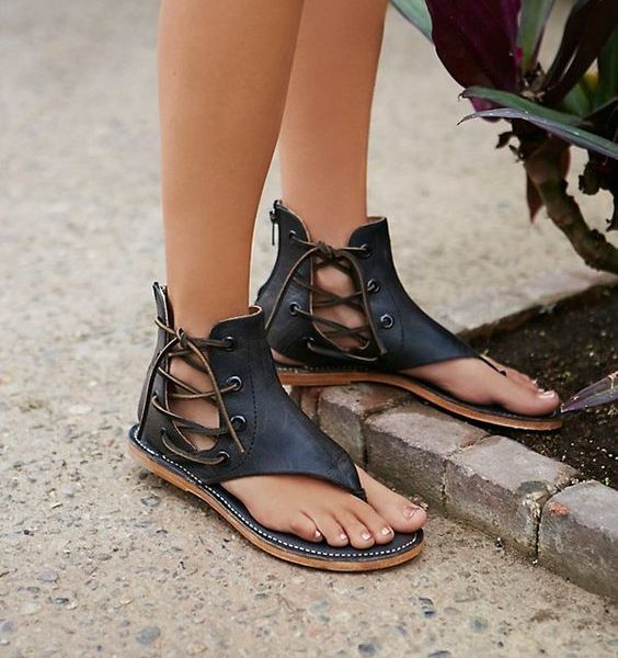 Chic Leather Sandals for Stylish Comfort