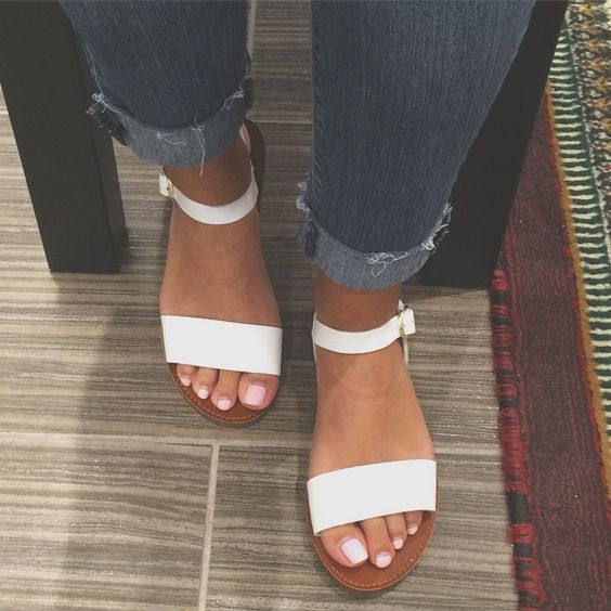 Luxurious Leather Sandals for Style and Comfort