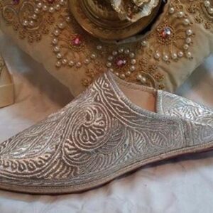 Luxury Handcrafted Moroccan Leather Slippers - Comfort & Style
