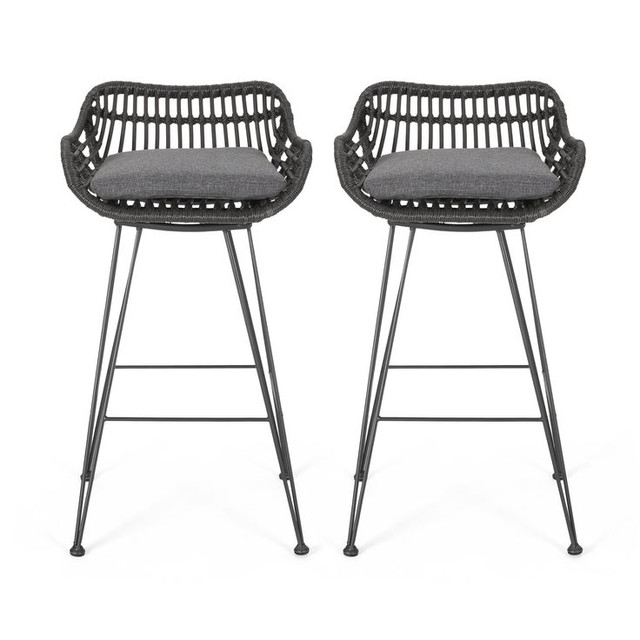 Exquisite Moroccan Metal Chair 161 - Hand-Forged Elegance & Strength