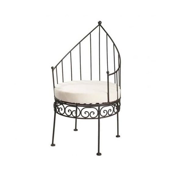 Hand-Forged Metal Chair 003 - Moroccan Artisan Elegance