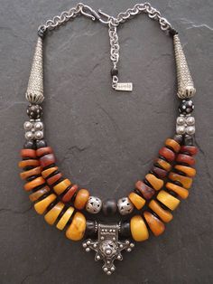 Exquisite Moroccan Tuareg Berber Necklace - Handcrafted Elegance
