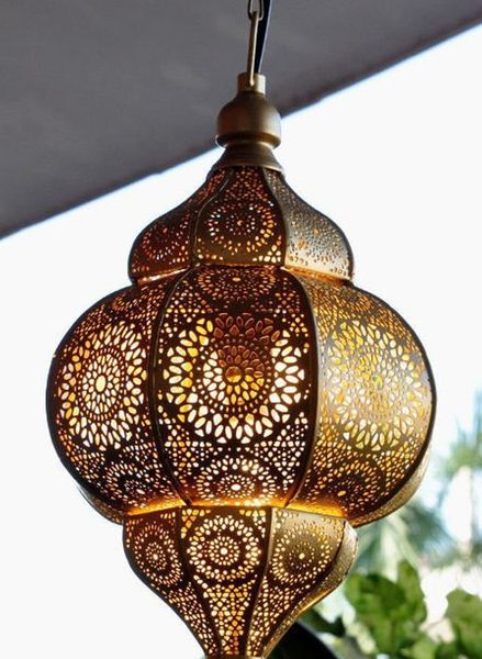 Handcrafted Copper Moroccan Pendant Lamps - Vintage Elegance for Indoors & Outdoors