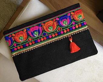 Exquisite Moroccan Berber Straw Clutch 002 - Handmade Bohemian Accessory