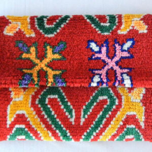 Moroccan Handwoven Straw Clutch - Sustainable Style and Versatility