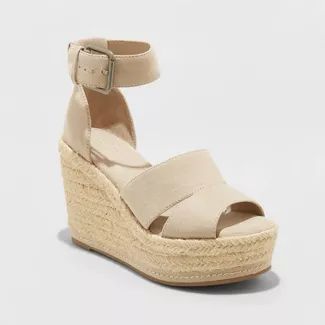 Straw Handcrafted Sandals | Premium Comfort & Style