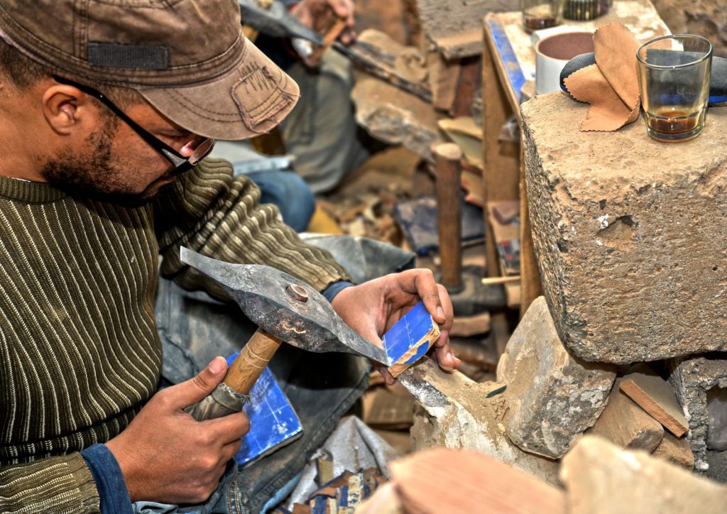 Supervised brass production in Morocco