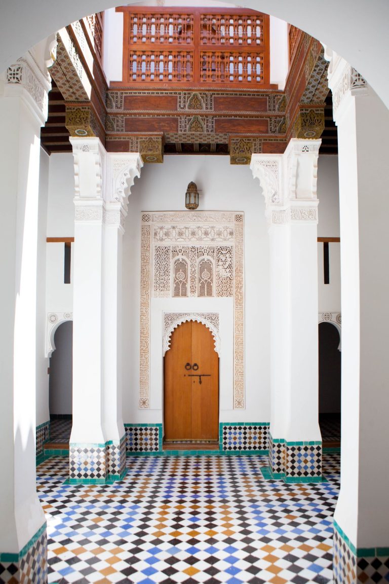 Keyhole arch and carved door